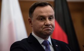Dudę – na dechy: dlaczego Europa powinna ukarać Polskę za okrutne traktowanie migrantów